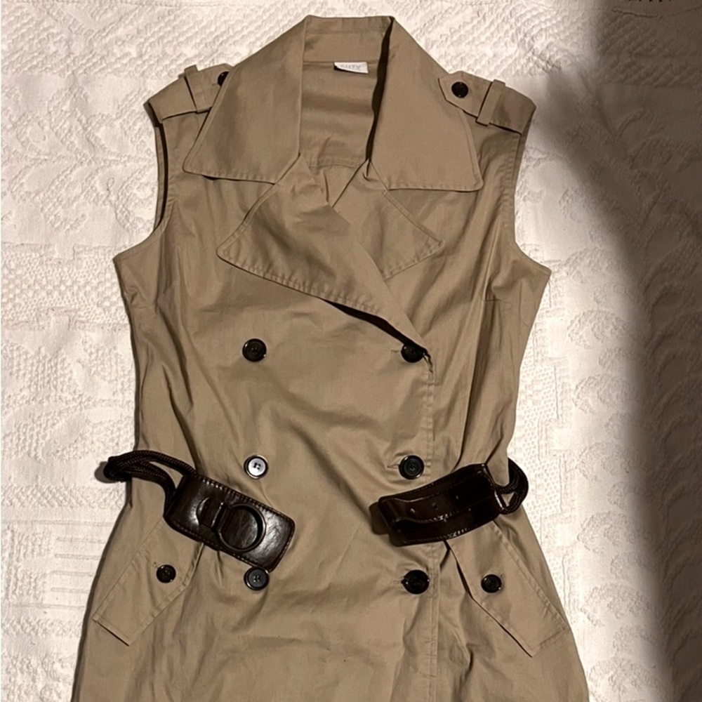 Suzy Shier Tan Sleeveless Trench Dress with Belt